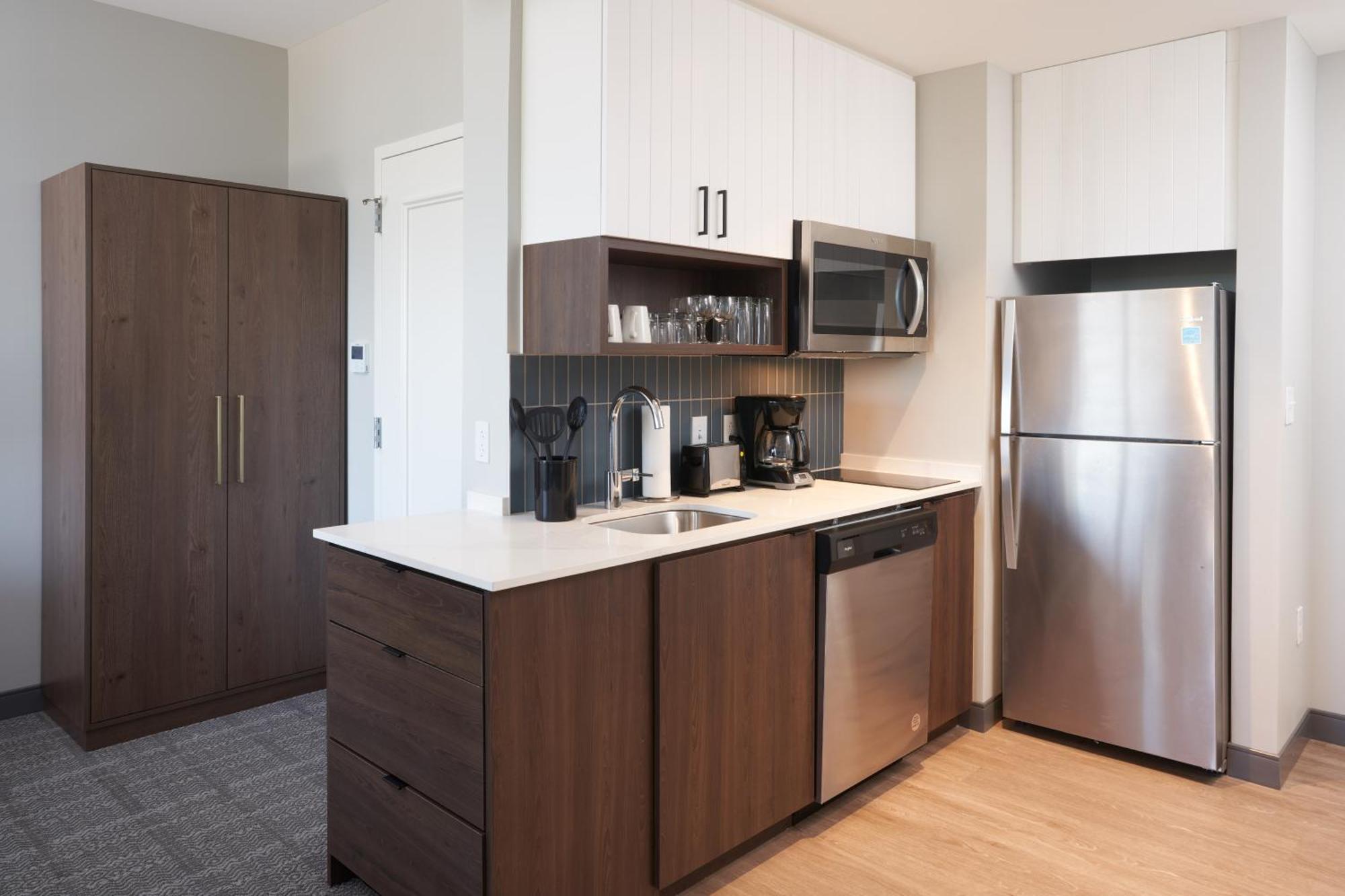Staybridge Suites Wilmington Downtown By Ihg Экстерьер фото